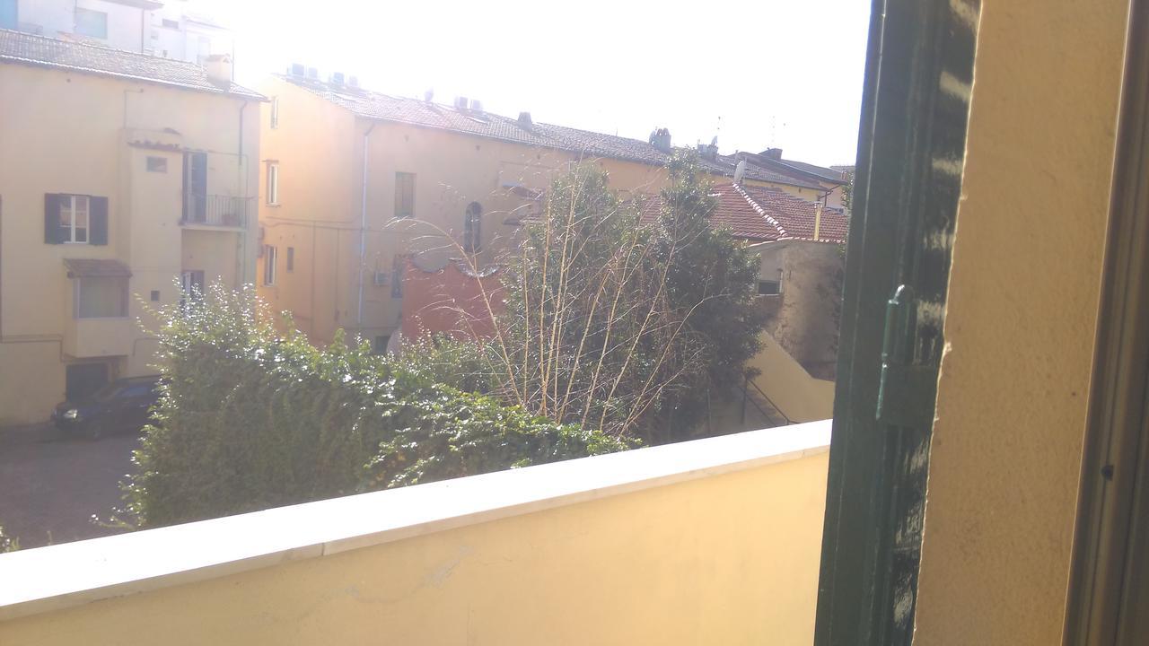 A Due Passi Dal Treno Apartment ปิซา ภายนอก รูปภาพ